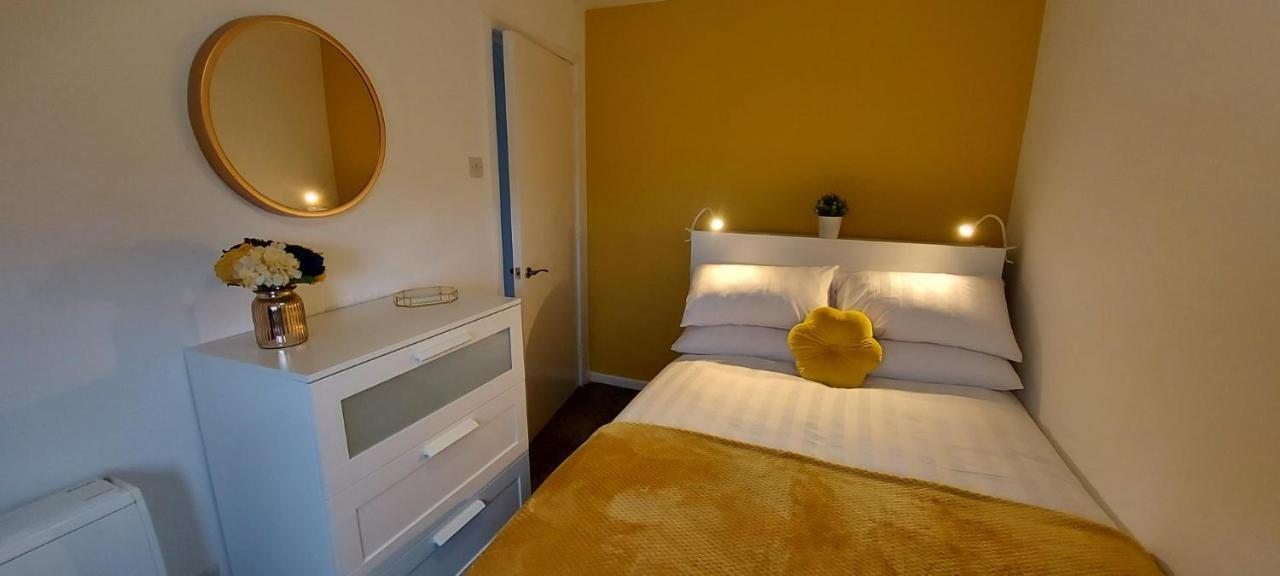 The Tackeroo Suite Hednesford 外观 照片